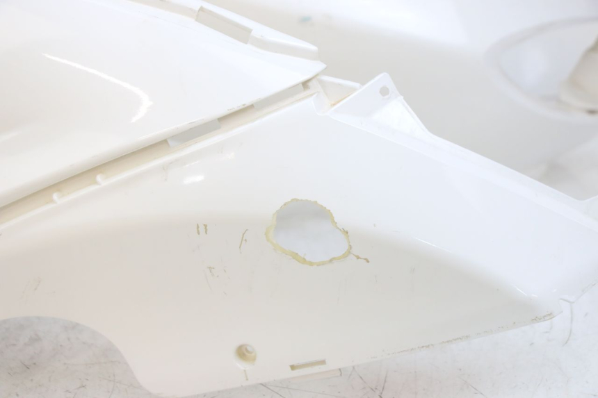 photo de CARENAGE POSTERIORE PIAGGIO FLY 125 (2005 - 2012)