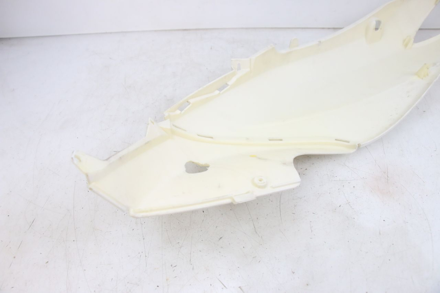 photo de CARENAGE POSTERIORE PIAGGIO FLY 125 (2005 - 2012)