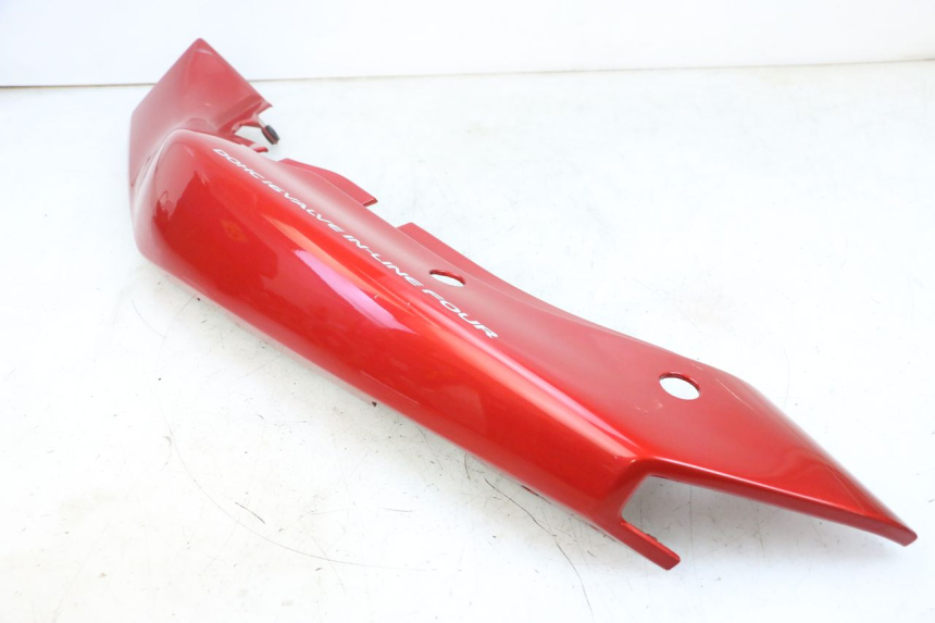 photo de CARENA POSTERIORE SUZUKI GSF N BANDIT 600 (1996 - 1999) - Focus sulla struttura