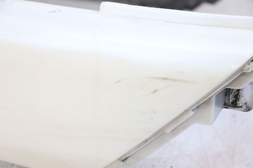 photo de CARENA POSTERIORE HONDA CBR F 1000 (1993 - 1996) - Zoom sui componenti