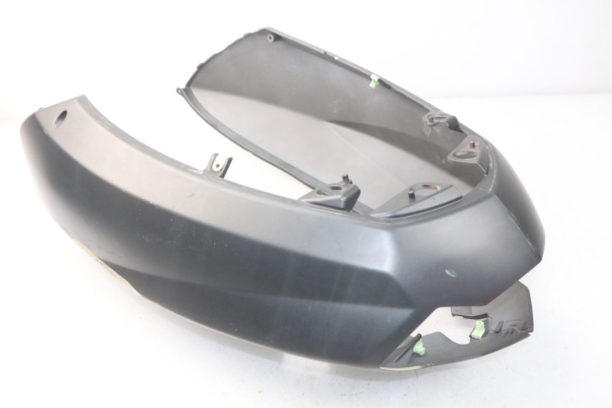 photo de CARENA POSTERIORE PEUGEOT KISBEE 2T 50 (2010 - 2017)