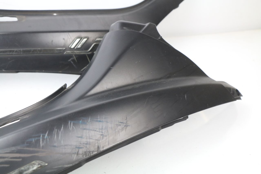 photo de Carena posteriore PIAGGIO MP3 LT 400 (2007 - 2012)