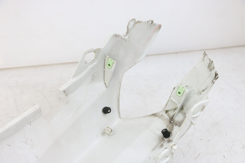 photo de CARENA POSTERIORE PEUGEOT STREETZONE 2T 50 (2014 - 2019)