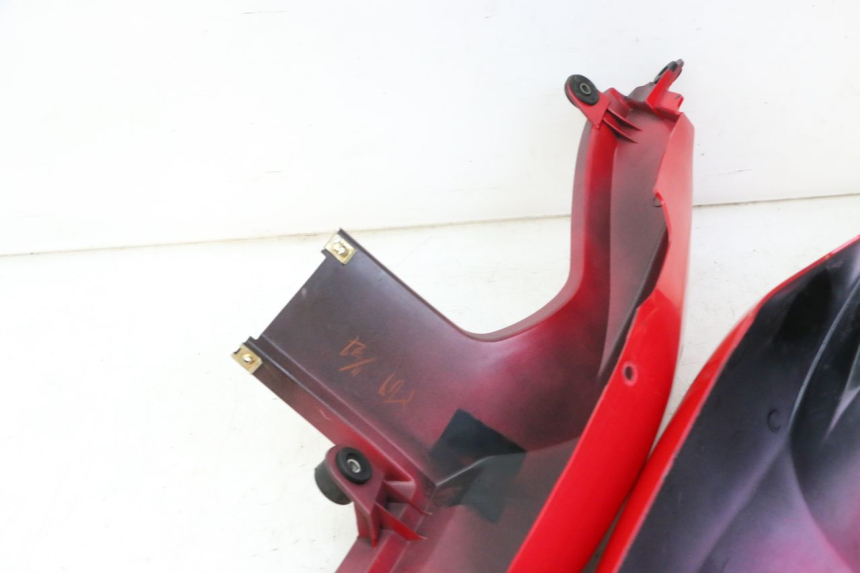 photo de CARENA POSTERIORE SUZUKI SV S 650 (2003 - 2009)