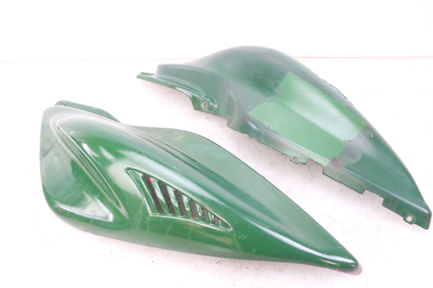 photo de CARENA POSTERIORE YAMAHA AEROX 50 (1997 - 2006)