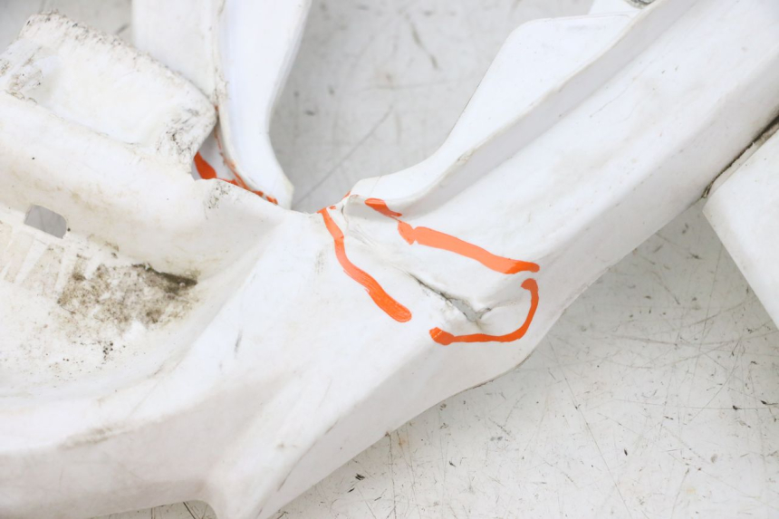 photo de CARENA POSTERIORE YAMAHA YFM R RAPTOR 250 (2008 - 2014) - Focus sulla struttura