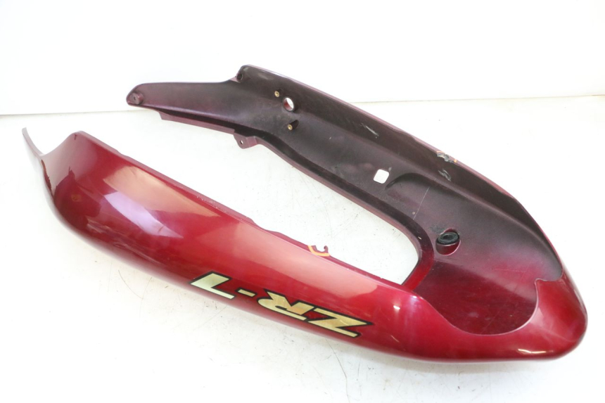 photo de CARENA POSTERIORE KAWASAKI ZR 7 750 (1999 - 2001) - Zoom sullo stato d'uso