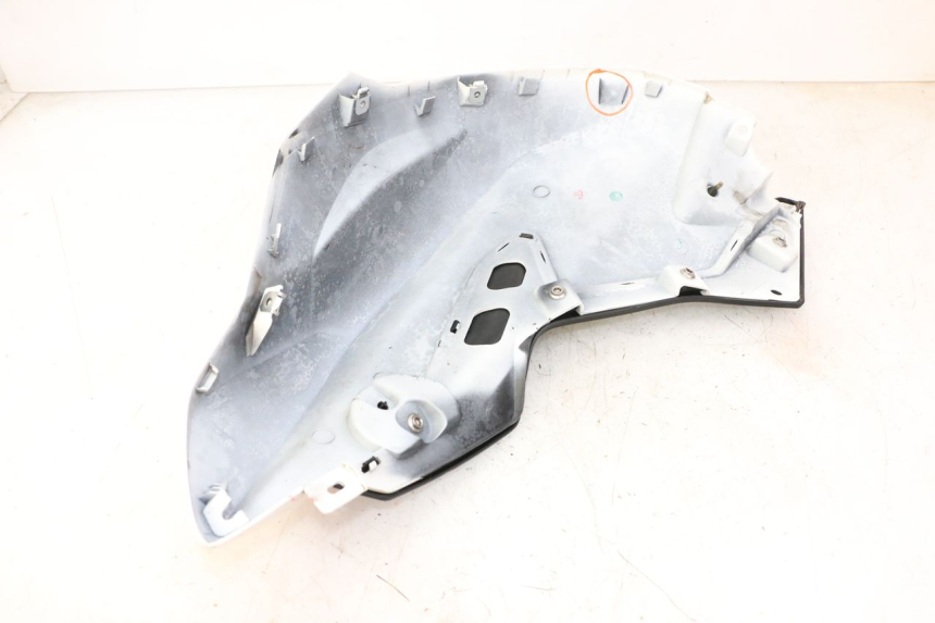 photo de SERBATOIO COPERCHIO DESTRO BMW G310 R 310 (2016 - 2020)