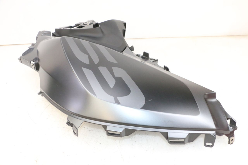 photo de SERBATOIO COPERCHIO DESTRO BMW R GS 1250 (2021 - 2024) - Ispezione visiva dettagliata