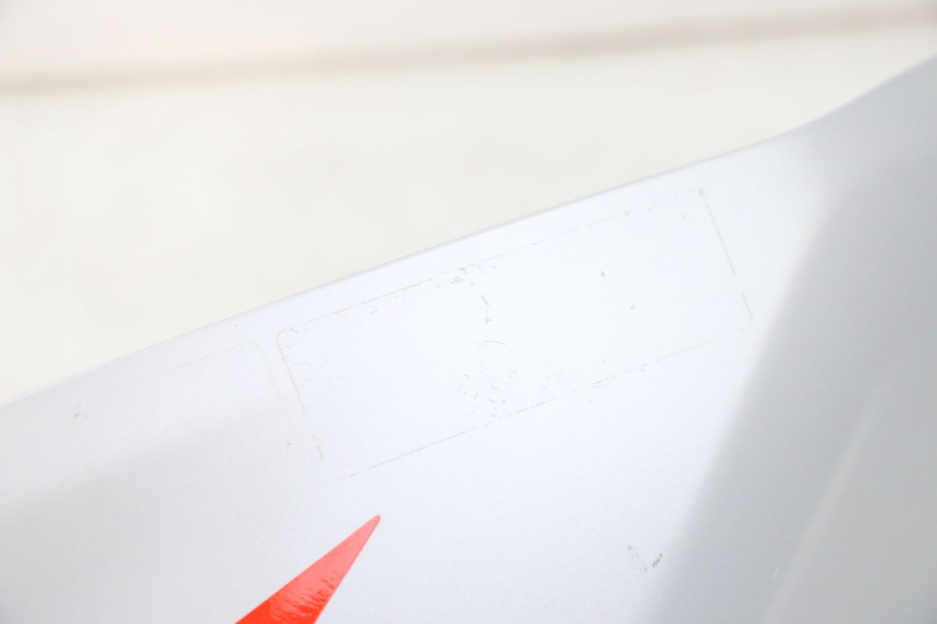 photo de SERBATOIO COPERCHIO SINISTRO YAMAHA MT-07 MT07 ABS 700 (2018 - 2020) - Zoom sullo stato d'uso