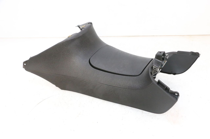 photo de SERBATOIO COPERCHIO PIAGGIO MP3 HPE 300 (2019 - 2026) - Zoom sui componenti