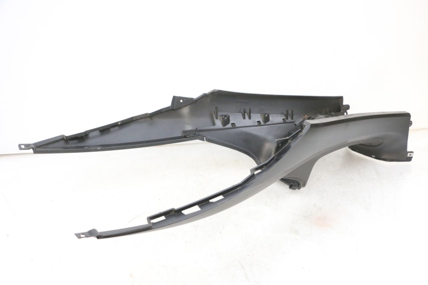 photo de SERBATOIO COPERCHIO PIAGGIO MP3 500 (2016 - 2018) - Zoom sui componenti