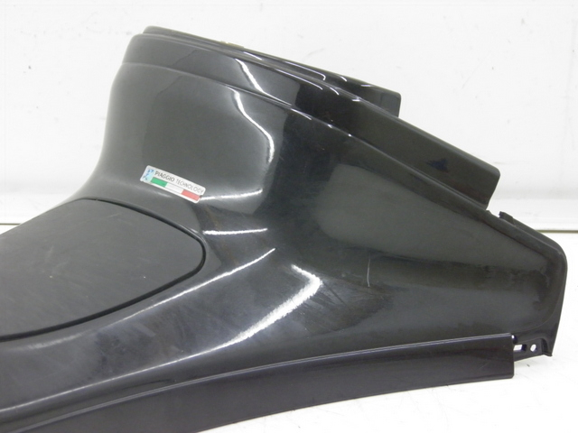 photo de CARENATURA SERBATOIO PIAGGIO XEVO - X EVO 125 (2010 - 2015)