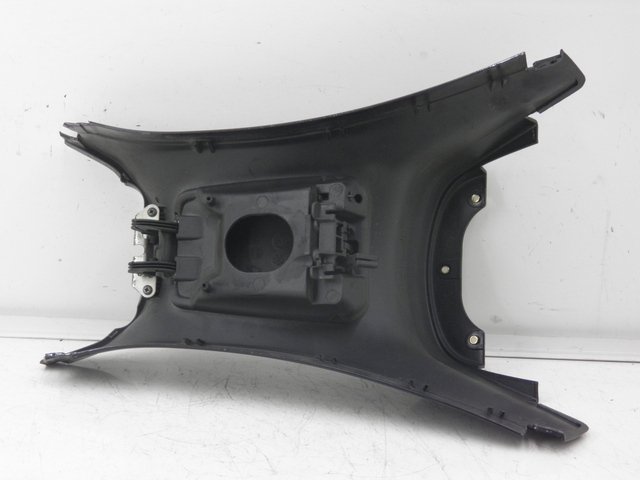 photo de CARENATURA SERBATOIO PIAGGIO XEVO - X EVO 125 (2010 - 2015)