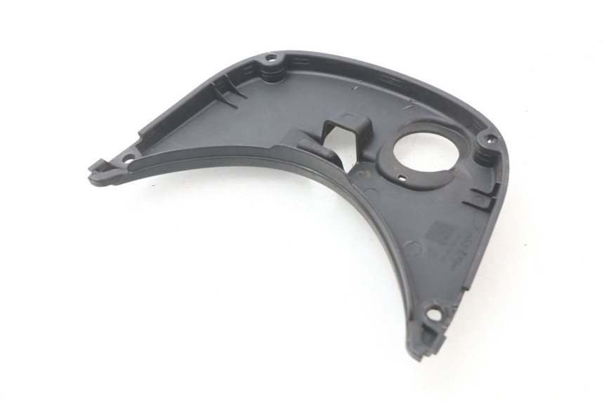 photo de Carena serbatoio PIAGGIO PRIMAVERA 125 (2013 - 2021) - Dettaglio del componente