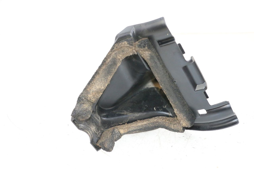 photo de SERBATOIO COPERCHIO YAMAHA YFM R RAPTOR 250 (2008 - 2014) - Primo piano tecnico