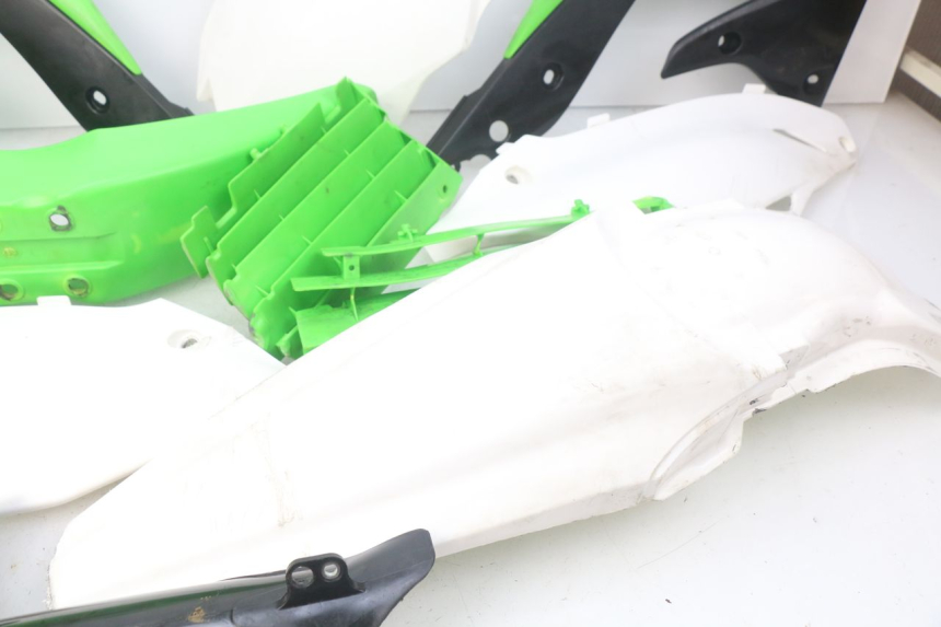 photo de CARROZZERIA CARENA COMPLETA KAWASAKI KX F KXF 450 (2012 - 2015)