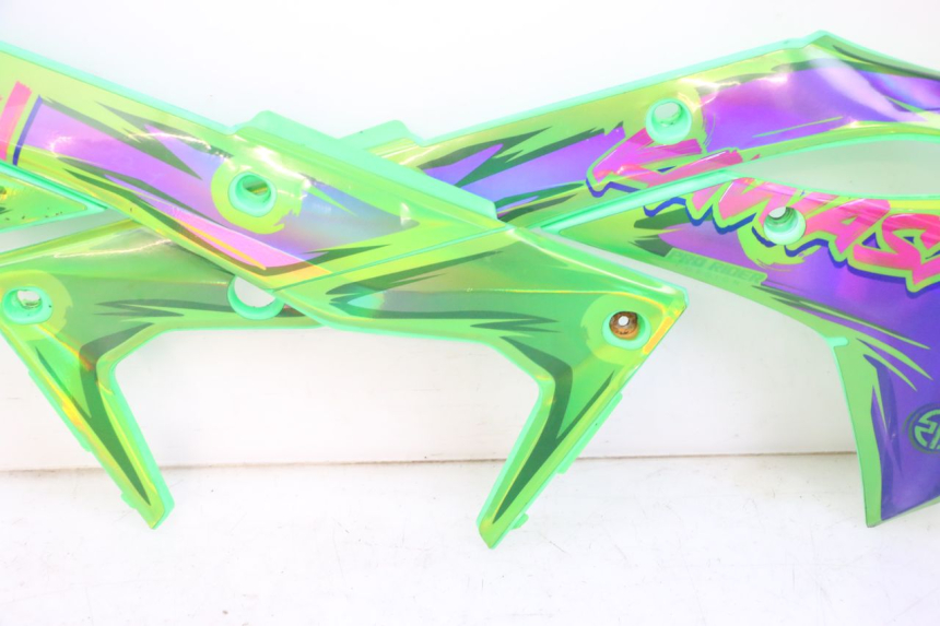 photo de COMPLETA CARENATURA KAWASAKI KXF KX-F 250 (2017 - 2019) - Angolazione alternativa