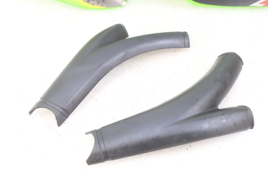 photo de CARROZZERIA CARENA COMPLETA APOLLO RFZ 150