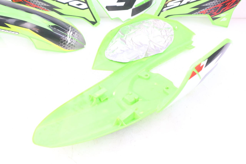 photo de CARROZZERIA CARENA COMPLETA APOLLO RFZ 150