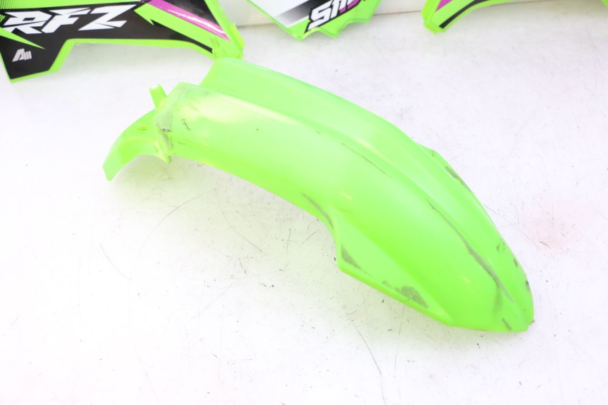 photo de CARROZZERIA CARENA COMPLETA APOLLO RFZ 125 - Altra vista dell'articolo