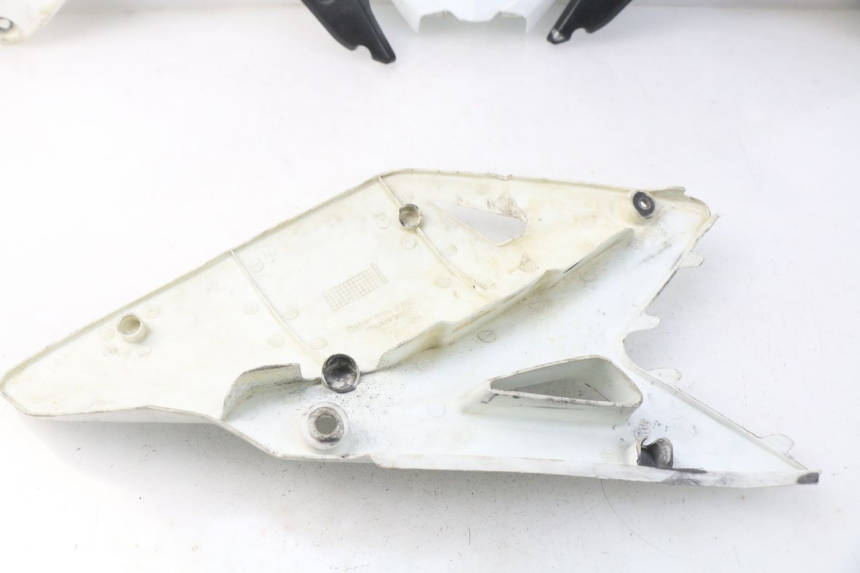 photo de CARROZZERIA CARENA COMPLETA SUZUKI RMZ RM-Z 450 (2008 - 2011)