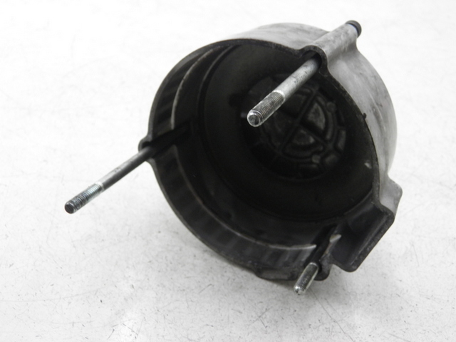 photo de COPERCHIO ALTERNATORE HONDA CB SEVEN FITTY 750 (1992 - 2003)