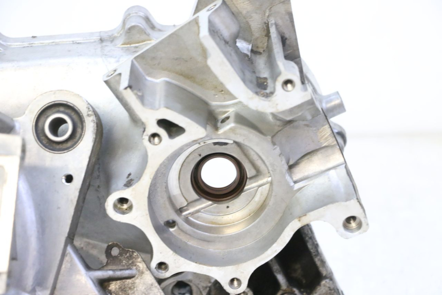 photo de CARTER BAS MOTEUR KYMCO AGILITY NAKED RENOUVO 2T 50 (2011 - 2018)