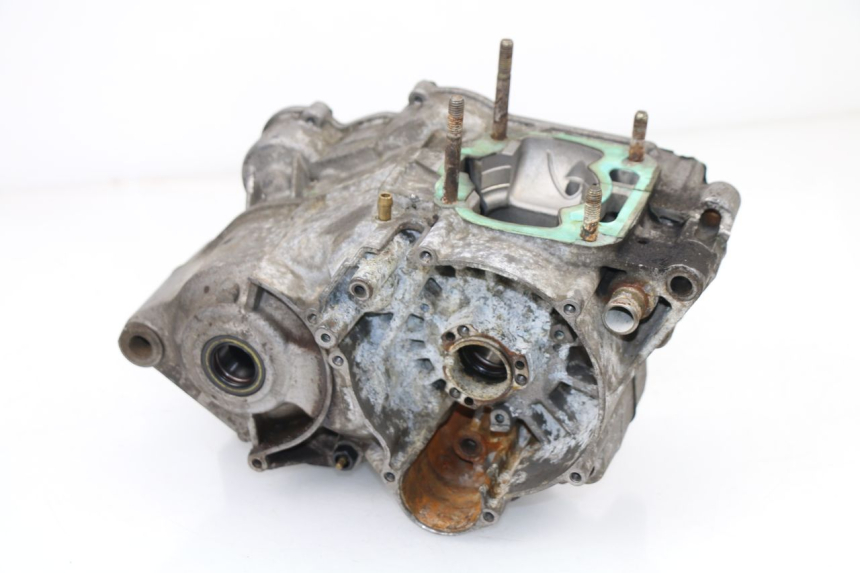 photo de CARTER MOTORE INFERIORE APRILIA TUONO 125 (2003 - 2005)