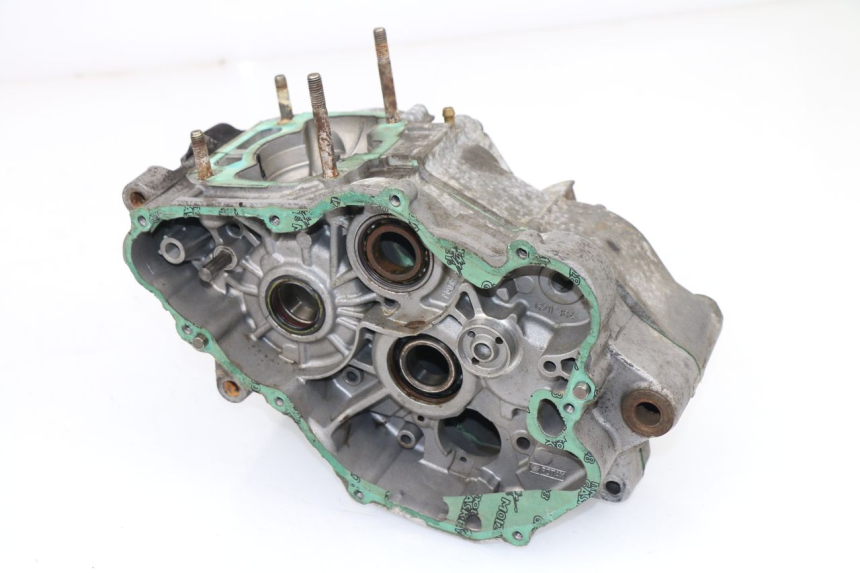 photo de CARTER MOTORE INFERIORE APRILIA TUONO 125 (2003 - 2005)