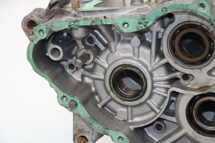 photo de CARTER MOTORE INFERIORE APRILIA TUONO 125 (2003 - 2005)