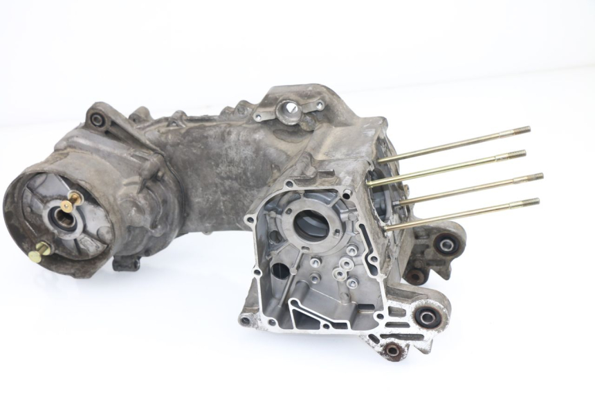photo de CARTER MOTORE INFERIORE BAOTIAN BT 49 QT-9 50 (2006 - 2010)