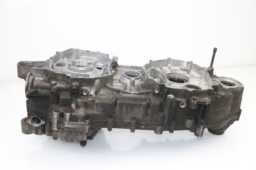 photo de CARTER MOTORE INFERIORE SUZUKI BURGMAN EXECUTIVE ABS 650 (2006 - 2012)