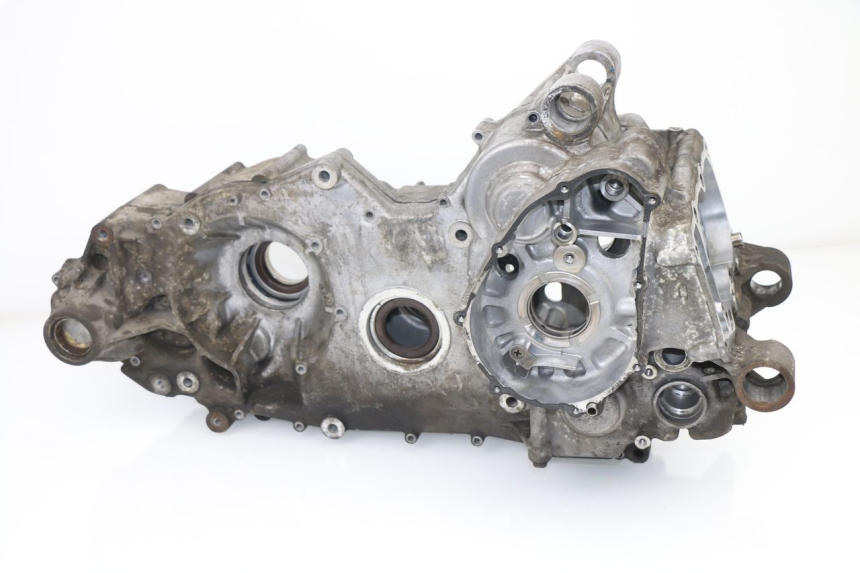 photo de CARTER MOTORE INFERIORE SUZUKI BURGMAN EXECUTIVE ABS 650 (2006 - 2012)