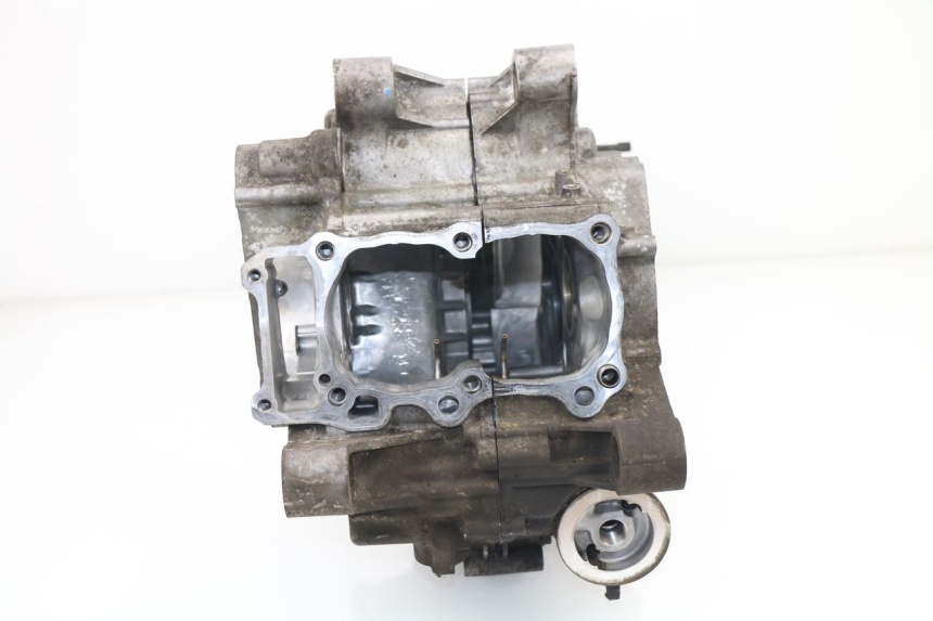 photo de CARTER MOTORE INFERIORE SUZUKI BURGMAN EXECUTIVE ABS 650 (2006 - 2012)