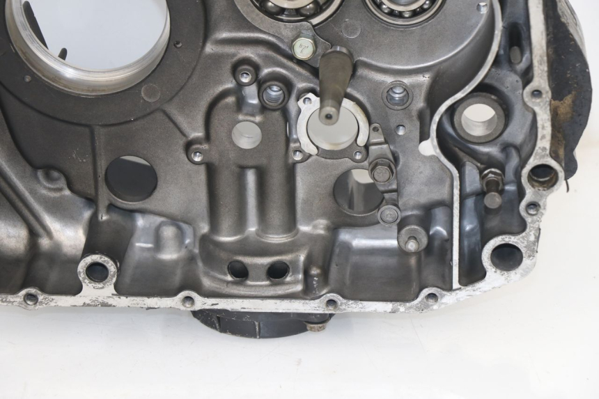 photo de CARTER MOTORE INFERIORE SUZUKI DR DJEBEL 600 (1985 - 1990)