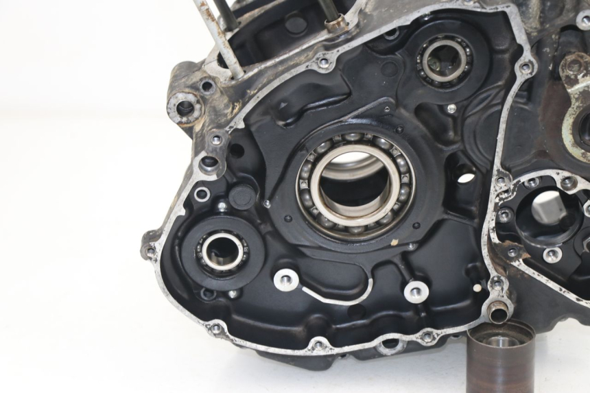 photo de CARTER MOTORE INFERIORE SUZUKI DR DJEBEL 600 (1985 - 1990)