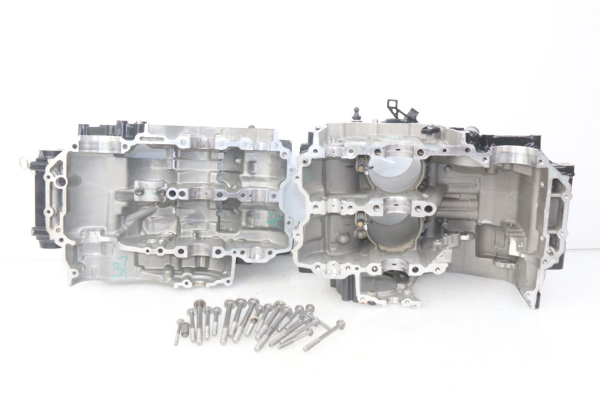 photo de CARTER MOTORE INFERIORE BMW F GS K81 850 (2018 - 2023)