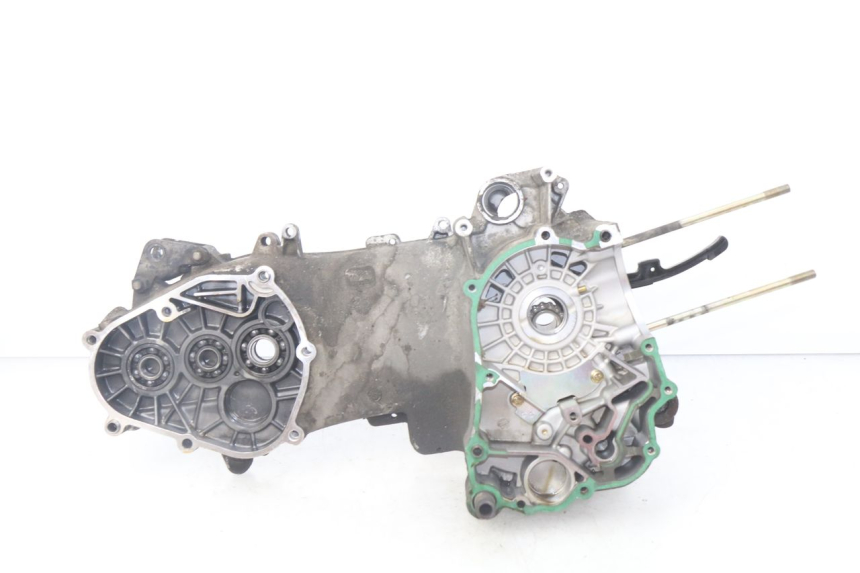 photo de CARTER MOTORE INFERIORE PIAGGIO FLY 125 (2005 - 2012)