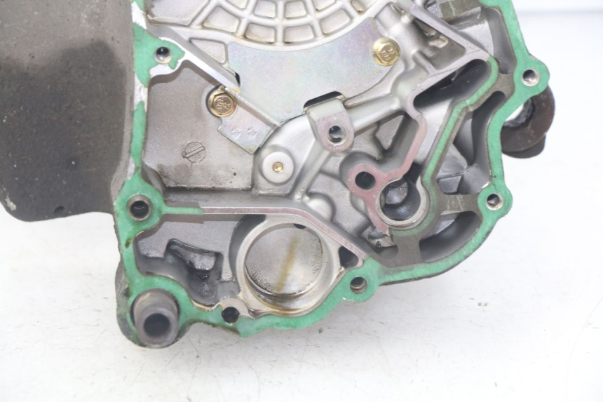 photo de CARTER MOTORE INFERIORE PIAGGIO FLY 125 (2005 - 2012)