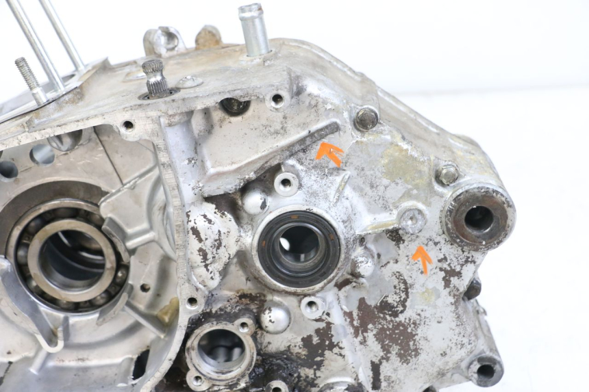 photo de CARTER MOTORE HYOSUNG GF 125 (2001 - 2005) - Altra vista dell'articolo