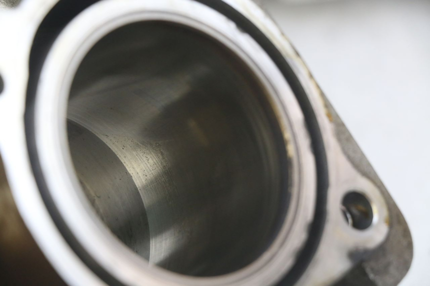 photo de CARTER BAS MOTEUR HONDA CBF 500 (2004 - 2007)