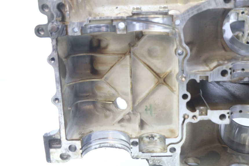 photo de CARTER BAS MOTEUR HONDA CBF 500 (2004 - 2007)
