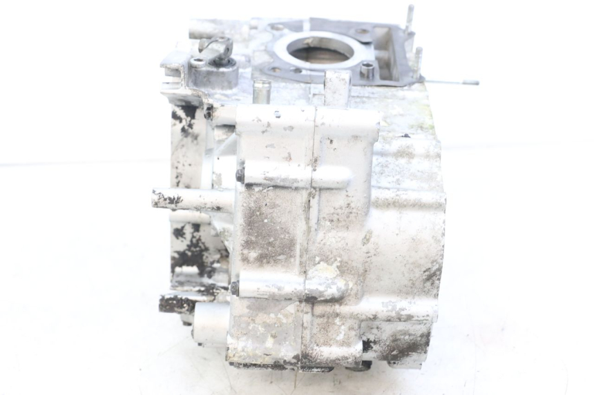 photo de CARTER MOTORE INFERIORE HYOSUNG GV AQUILA 125 (2000 - 2004)