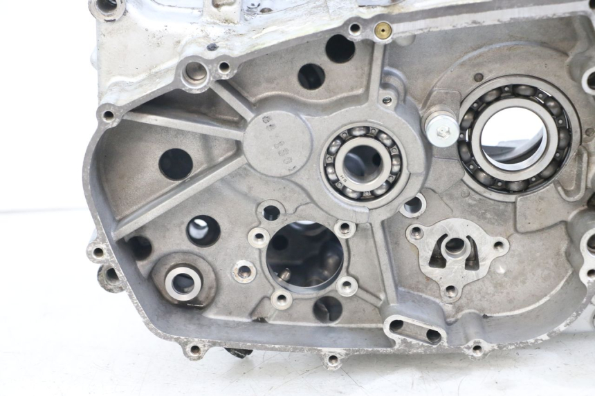 photo de CARTER MOTORE INFERIORE HYOSUNG GV AQUILA 125 (2000 - 2004)