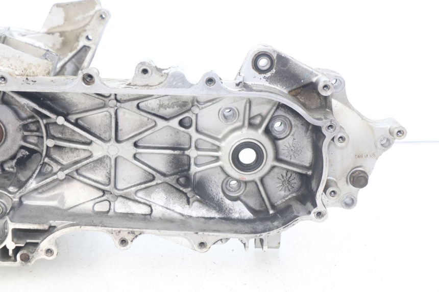 photo de CARTER MOTORE INFERIORE SYM JET EURO X 2T 50 (2003 - 2007)