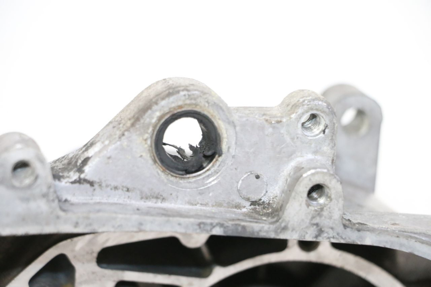 photo de CARTER BAS MOTORE PEUGEOT KISBEE 2T 50 (2010 - 2017)