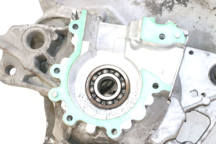 photo de CARTER BAS MOTORE PEUGEOT KISBEE 2T 50 (2010 - 2017)