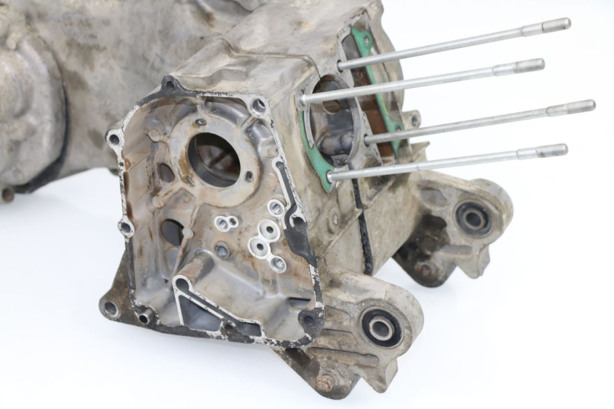 photo de CARTER MOTORE INFERIORE KYMCO AGILITY PREMIUM 50 (2007 - 2010)