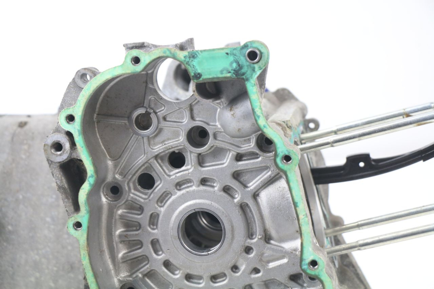 photo de CARTER MOTORE PIAGGIO MP3 LT 300 (2010 - 2016)